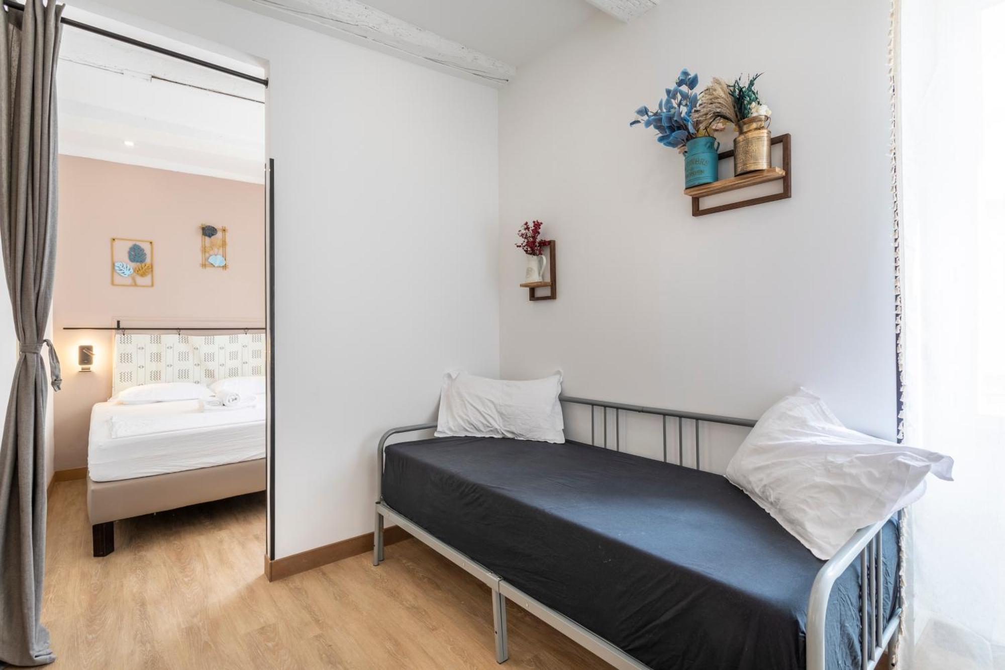 Апартаменти Adira Marseille Panier 2 Etoiles Екстер'єр фото