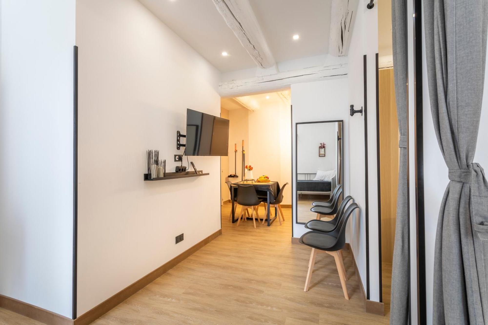 Апартаменти Adira Marseille Panier 2 Etoiles Екстер'єр фото