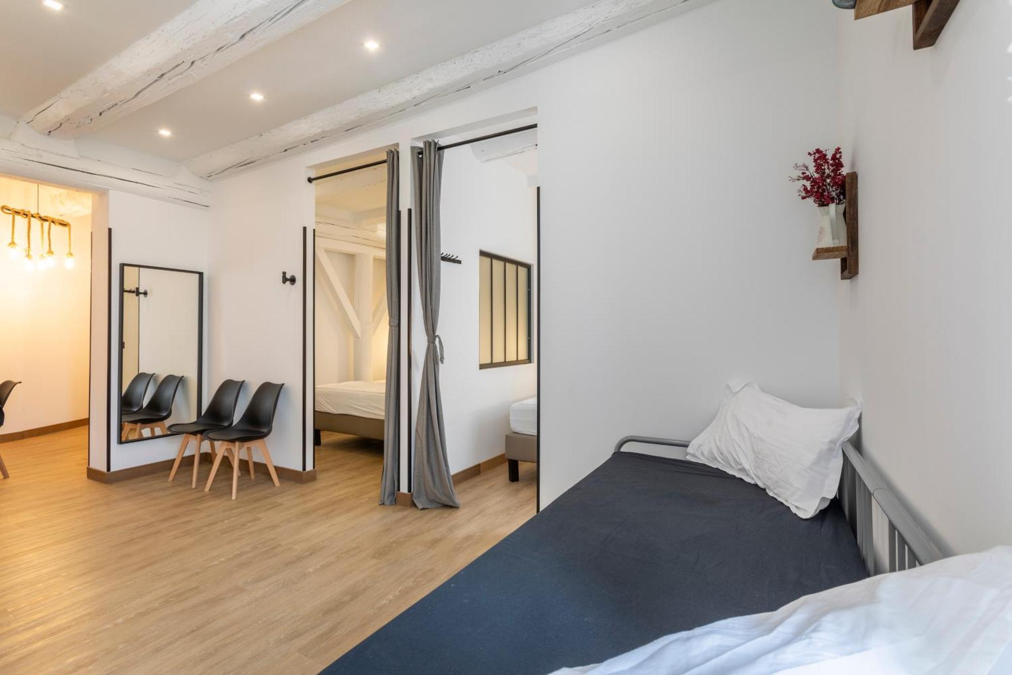 Апартаменти Adira Marseille Panier 2 Etoiles Екстер'єр фото