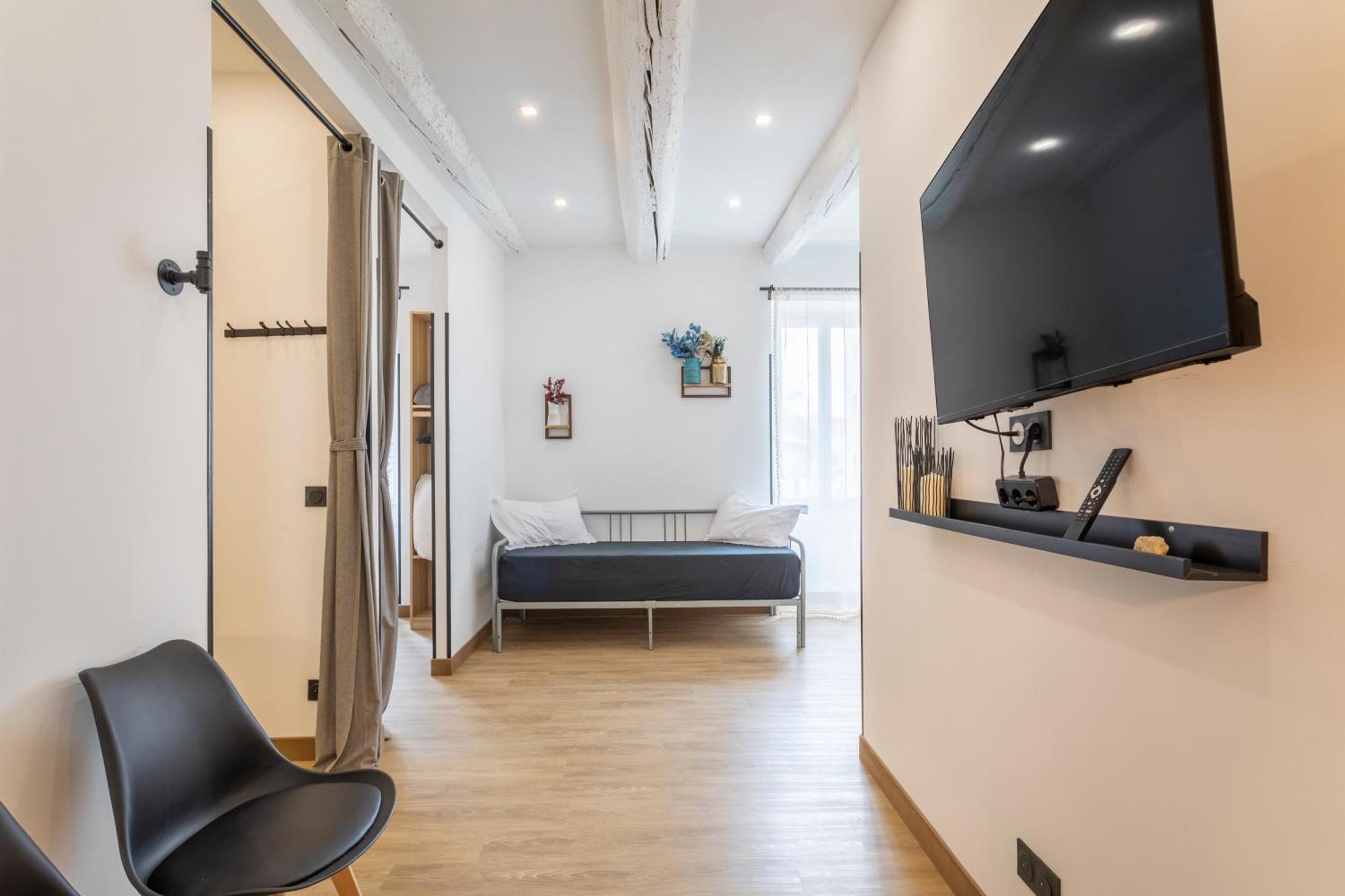 Апартаменти Adira Marseille Panier 2 Etoiles Екстер'єр фото